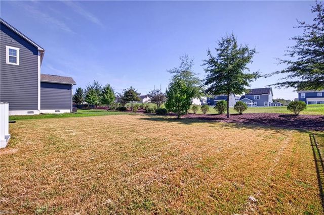 737 Big Bear LN, Chesapeake, VA 23323