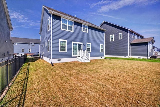 737 Big Bear LN, Chesapeake, VA 23323