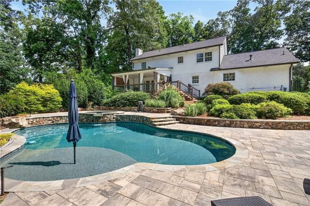 4766 Chamblee Dunwoody Road, Dunwoody, GA 30338