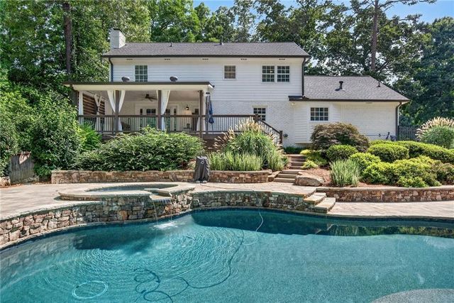 4766 Chamblee Dunwoody Road, Dunwoody, GA 30338
