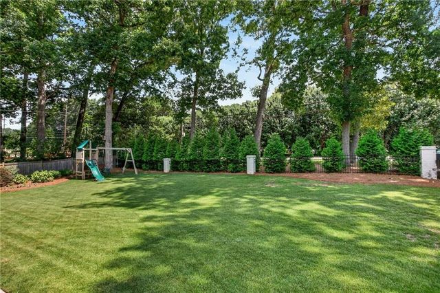 4766 Chamblee Dunwoody Road, Dunwoody, GA 30338