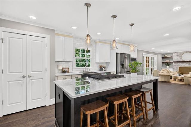 4766 Chamblee Dunwoody Road, Dunwoody, GA 30338