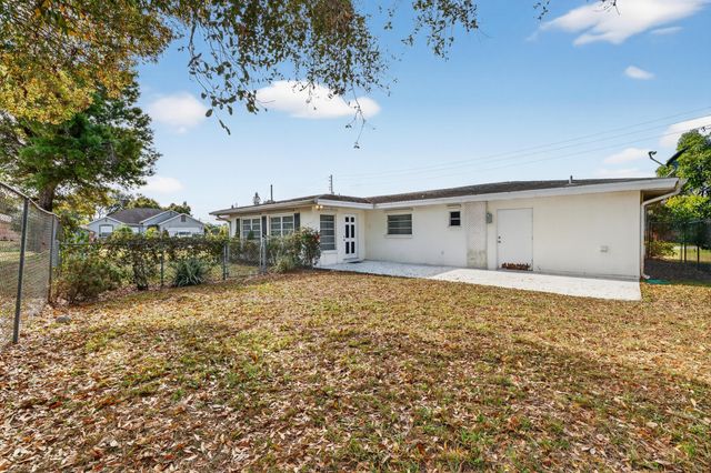 501 NE Oleander Avenue, Port St. Lucie, Port St Lucie, FL 34952