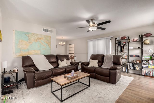 8214 N 21st Drive A208, Phoenix, AZ 85021
