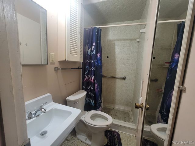 2556 Westwood Drive, Montgomery, AL 36108