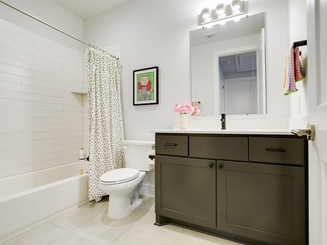 3900 Vantage DR 135, Austin, TX 78731