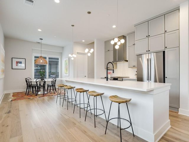 3900 Vantage DR 135, Austin, TX 78731