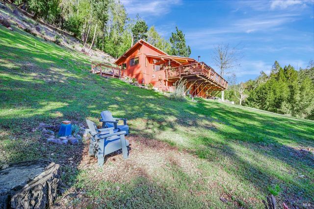 625 Tzabaco Creek Rd, Geyserville, CA 95441