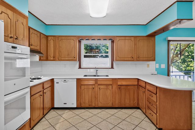 641 Bellcastle Road, Lexington, KY 40505