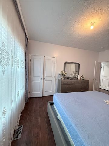 8190 Bushclover Drive, Tipp City, OH 45371