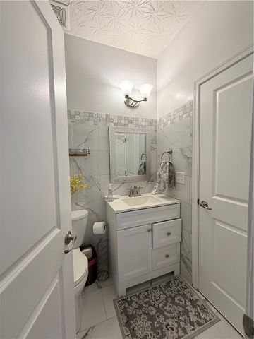 8190 Bushclover Drive, Tipp City, OH 45371