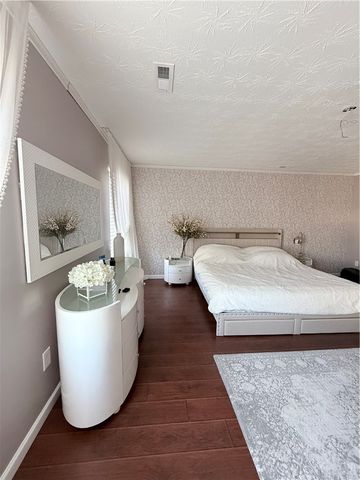 8190 Bushclover Drive, Tipp City, OH 45371