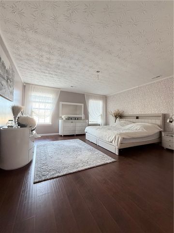 8190 Bushclover Drive, Tipp City, OH 45371