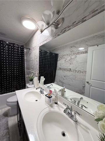 8190 Bushclover Drive, Tipp City, OH 45371