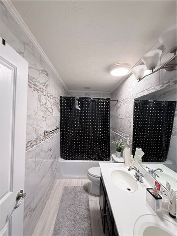 8190 Bushclover Drive, Tipp City, OH 45371