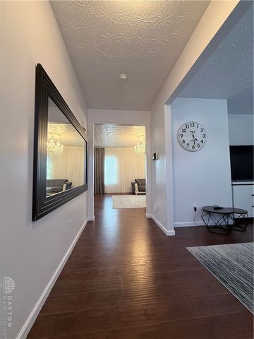 8190 Bushclover Drive, Tipp City, OH 45371