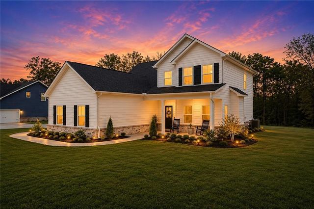 171 Strickland, Forsyth, GA 31029