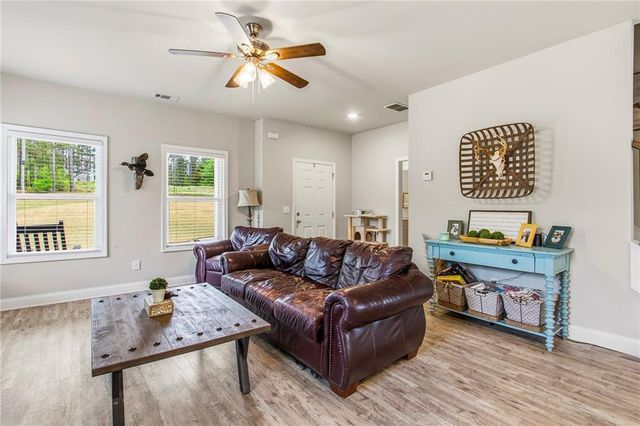 171 Strickland, Forsyth, GA 31029