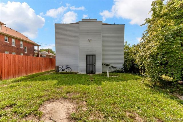 5054 Linsdale Street, Detroit, MI 48204
