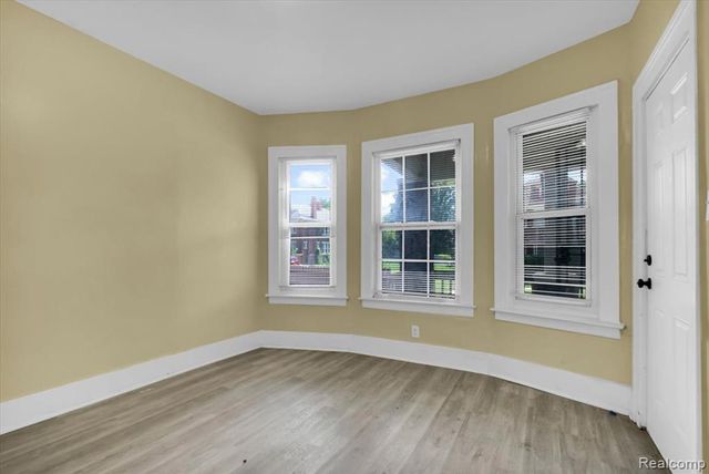 5054 Linsdale Street, Detroit, MI 48204