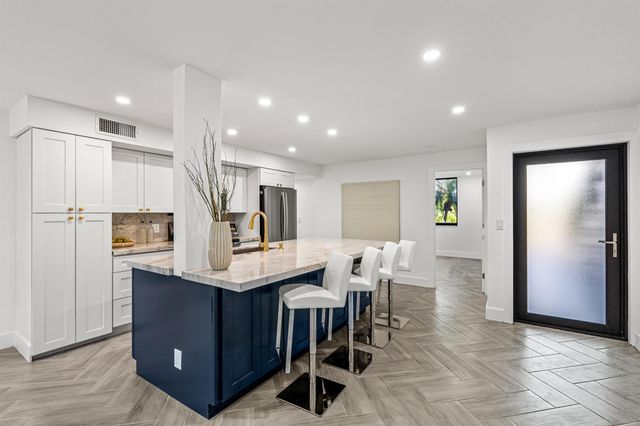 1578 S Ocean Lane 115, Fort Lauderdale, FL 33316