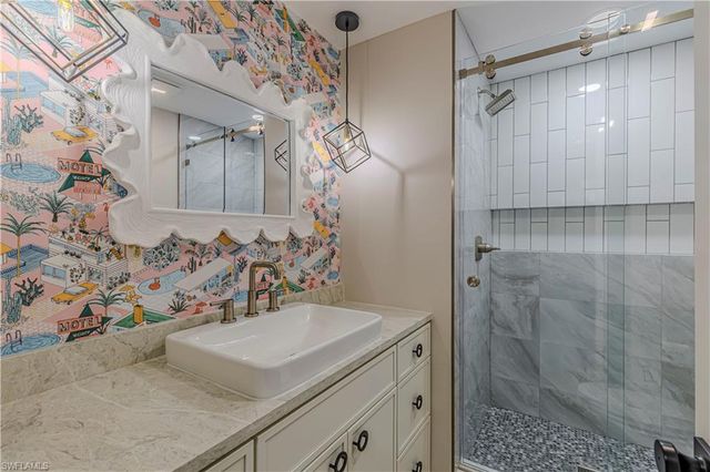 414 Sugar Pine LN, Naples, FL 34108