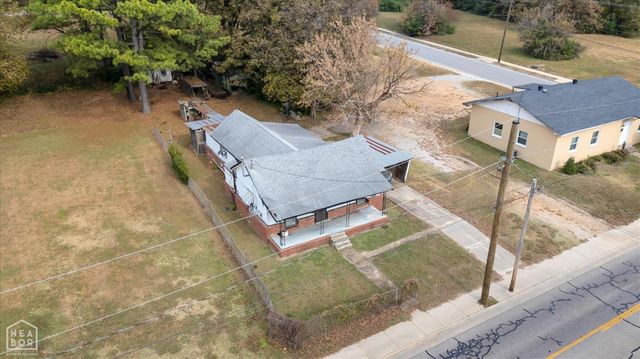 906 E Washington Avenue E, Jonesboro, AR 72401