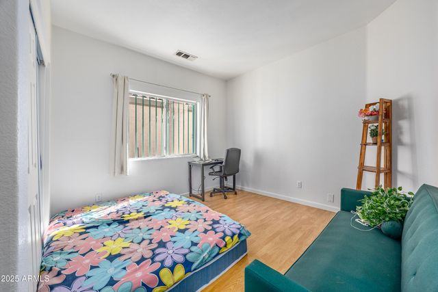 3408 E ROCKWOOD Drive, Phoenix, AZ 85050