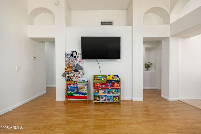 3408 E ROCKWOOD Drive, Phoenix, AZ 85050