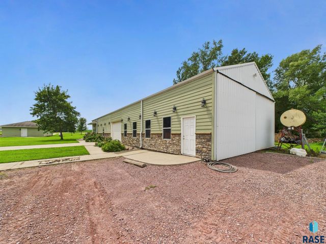 48438 265th St Street, Valley Springs, SD 57068