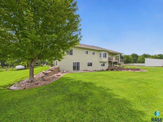 48438 265th St Street, Valley Springs, SD 57068