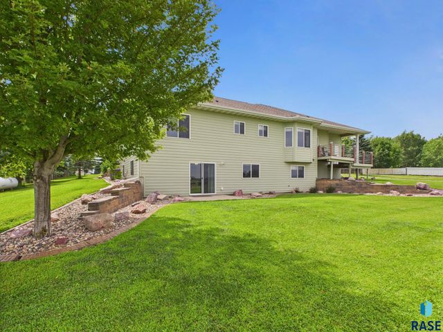 48438 265th St Street, Valley Springs, SD 57068