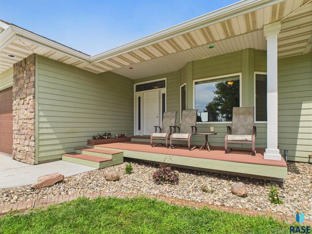 48438 265th St Street, Valley Springs, SD 57068