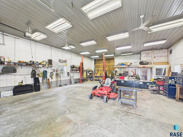 48438 265th St Street, Valley Springs, SD 57068