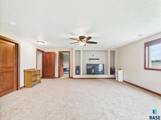 48438 265th St Street, Valley Springs, SD 57068