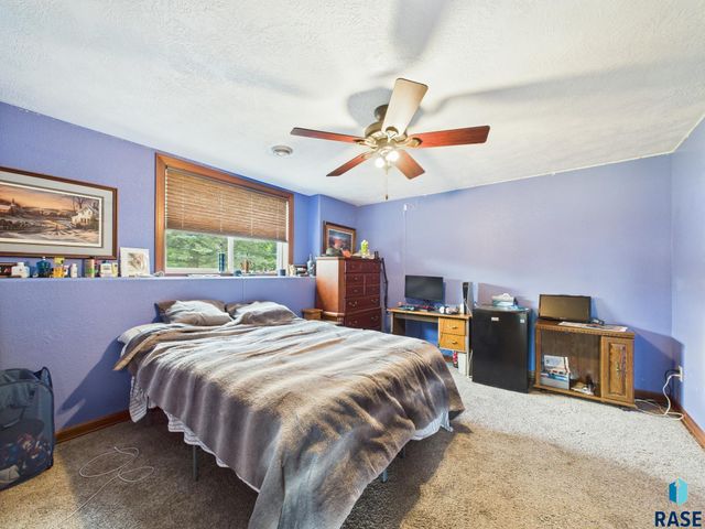 48438 265th St Street, Valley Springs, SD 57068