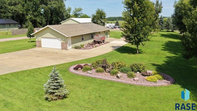 48438 265th St Street, Valley Springs, SD 57068