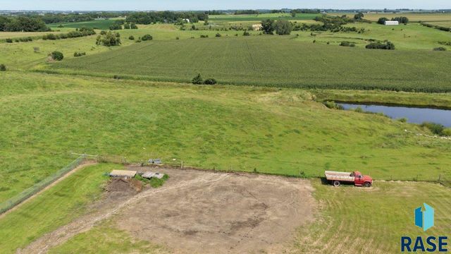 48438 265th St Street, Valley Springs, SD 57068