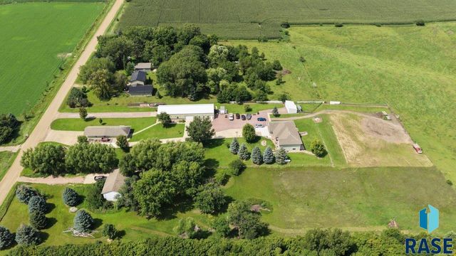48438 265th St Street, Valley Springs, SD 57068