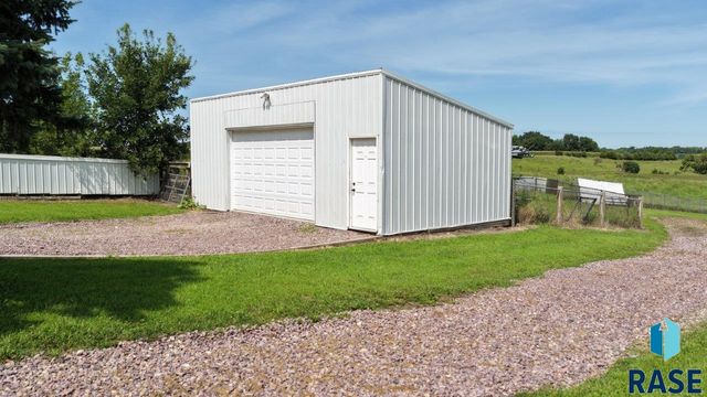 48438 265th St Street, Valley Springs, SD 57068