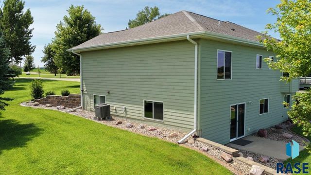 48438 265th St Street, Valley Springs, SD 57068