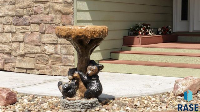 48438 265th St Street, Valley Springs, SD 57068