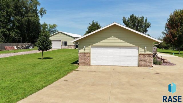 48438 265th St Street, Valley Springs, SD 57068