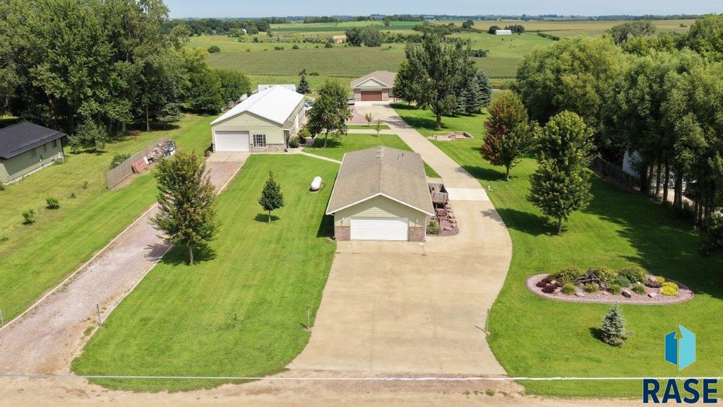 48438 265th St Street, Valley Springs, SD 57068