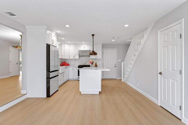 7552 Tiptoe Lane, Cupertino, CA 95014