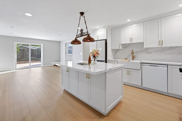 7552 Tiptoe Lane, Cupertino, CA 95014