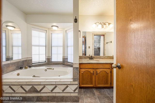 8030 Raging Bull Place, Mesilla Park, NM 88047