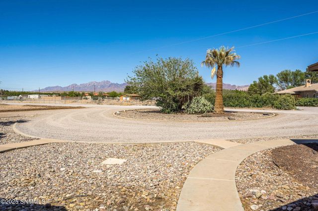 8030 Raging Bull Place, Mesilla Park, NM 88047