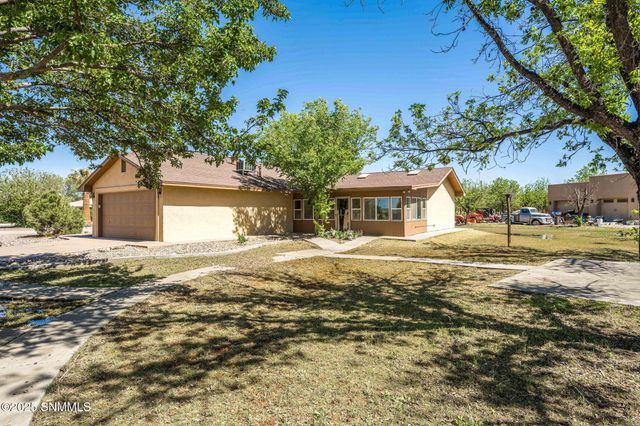 8030 Raging Bull Place, Mesilla Park, NM 88047