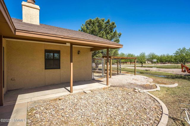 8030 Raging Bull Place, Mesilla Park, NM 88047